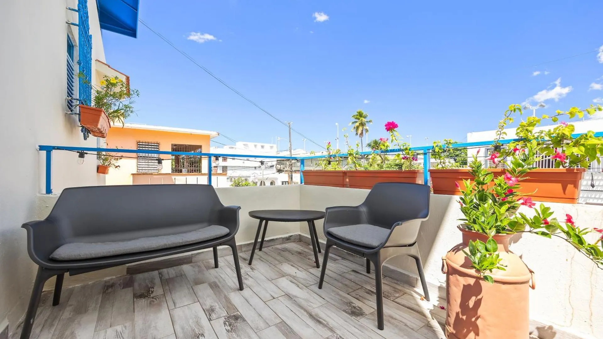 City-View Private Balcony Studio With Hot Tub Mm5 San Juan Porto Riko