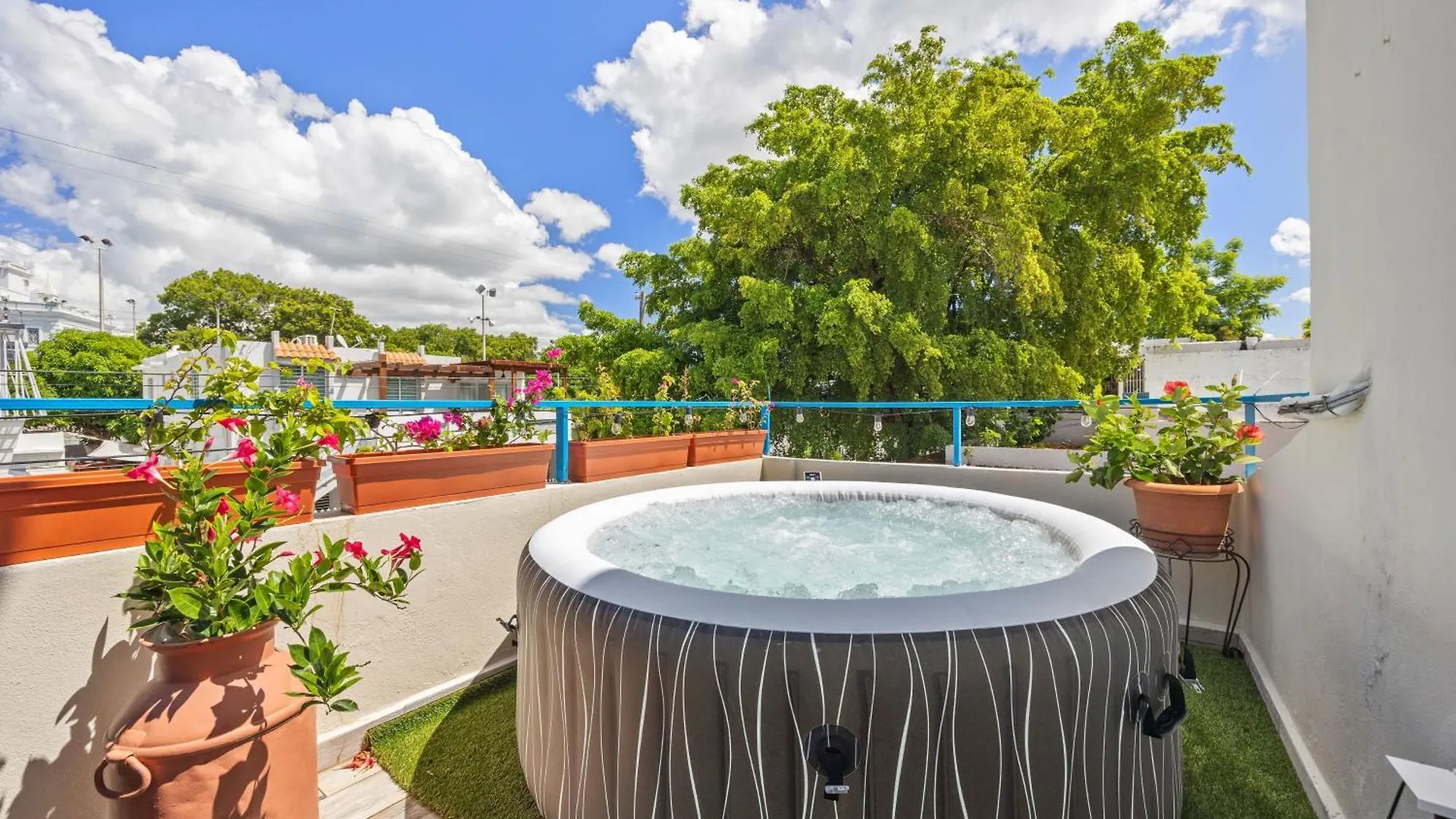 Daire City-View Private Balcony Studio With Hot Tub Mm5 San Juan