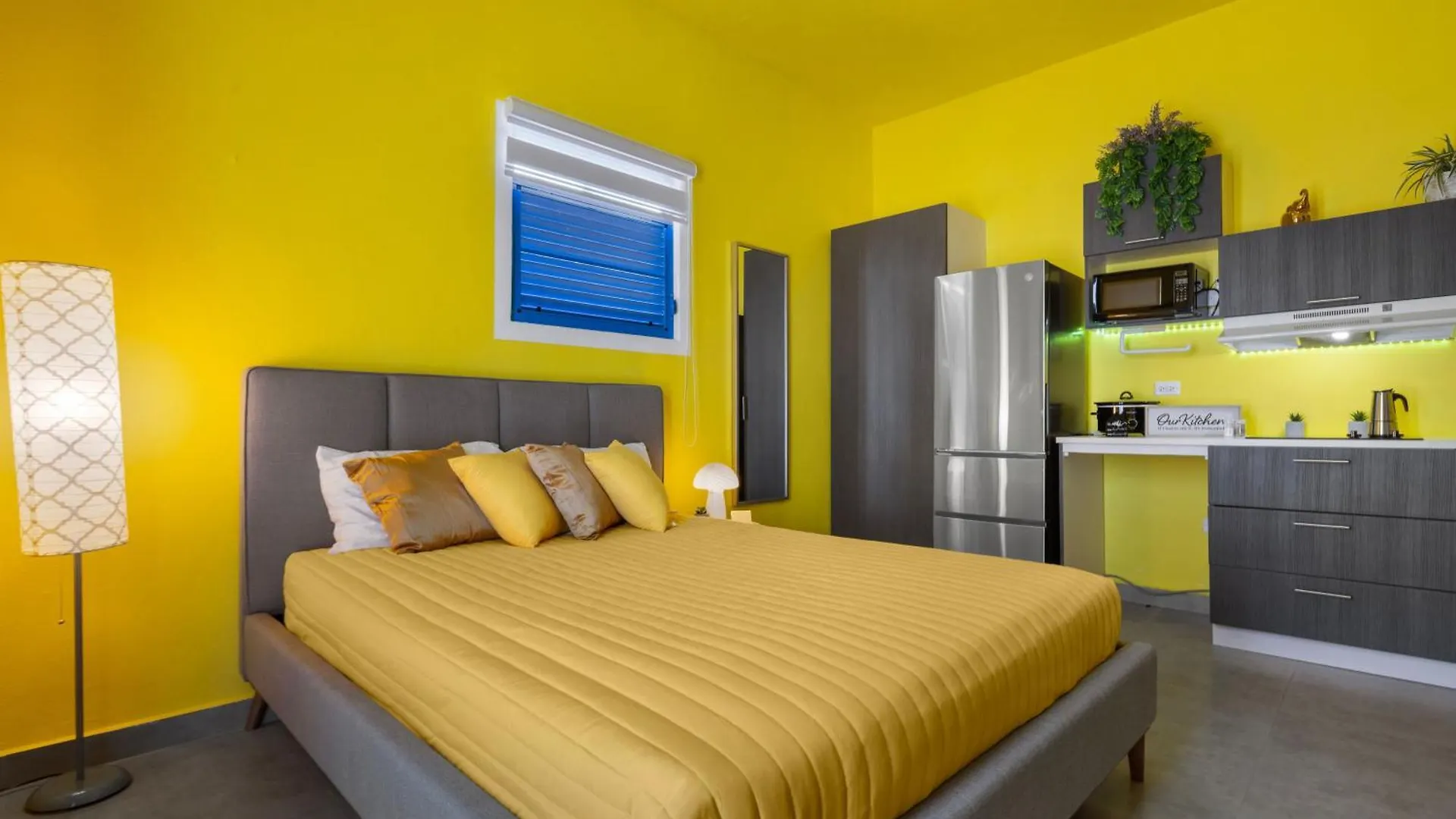 City-View Private Balcony Studio With Hot Tub Mm5 San Juan Apartment