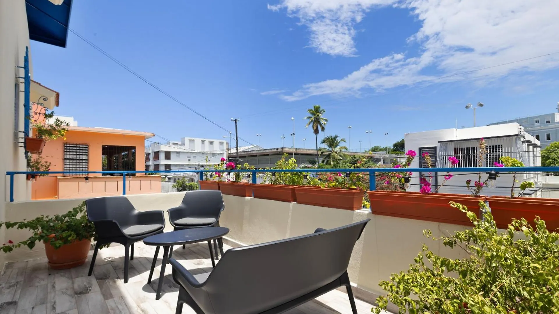 City-View Private Balcony Studio With Hot Tub Mm5 San Juan Apartment